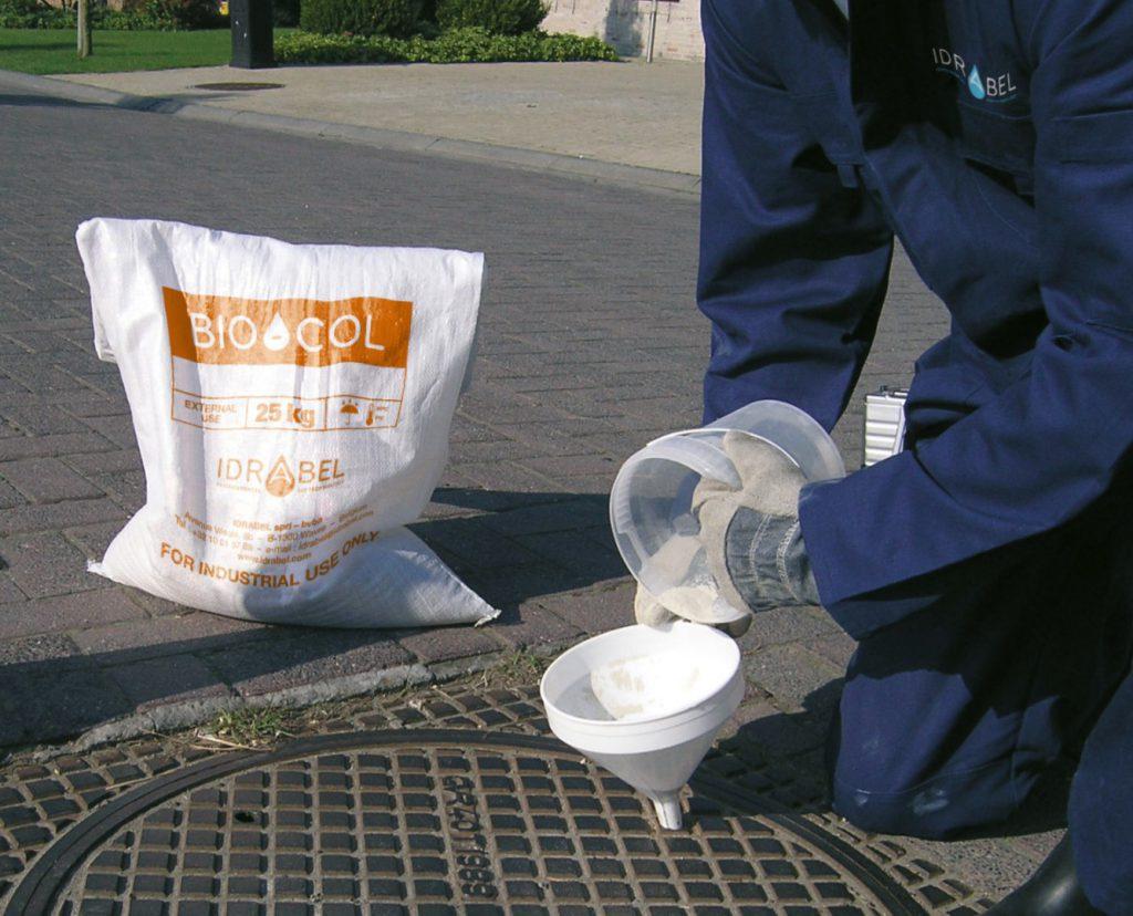Vet in Riolering Oplossen met Bacteriën